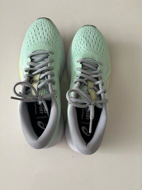 ASICS Women's Mint Green Athletic Running Shoes with Gray Laces